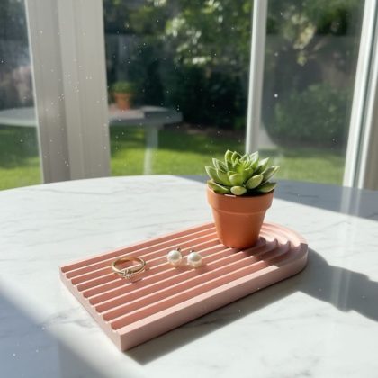 Large trinket tray